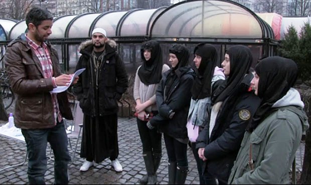 5 Gadis Norwegia `Masuk` Islam demi Tiket Justin Bieber